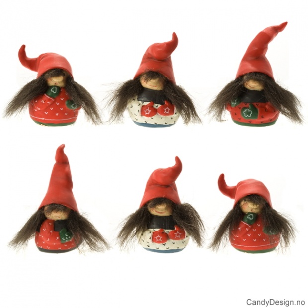 Smånisser med høy lue