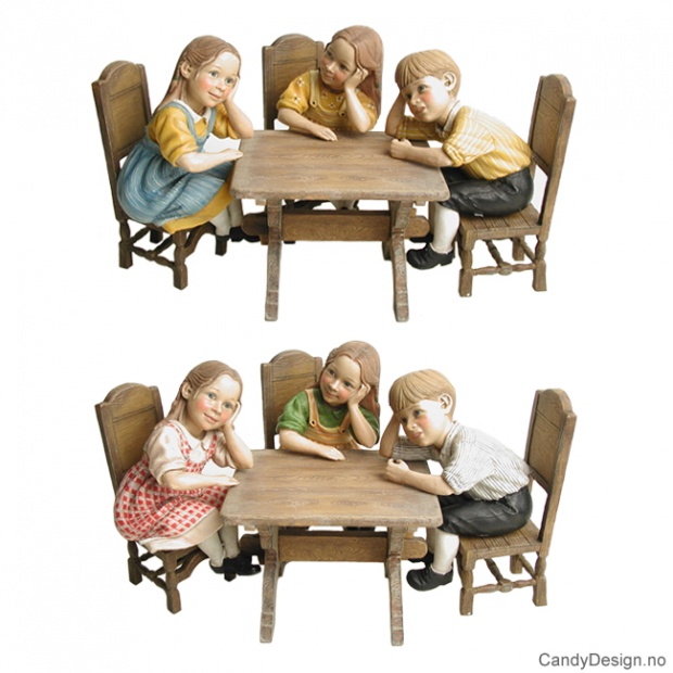 Piker og gutt for bord- kun figurer