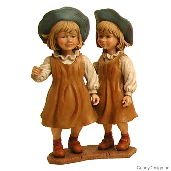 Tvillingfigurer - Piker i brun kjole