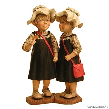Tvillingfigurer - Piker i sort med hatt