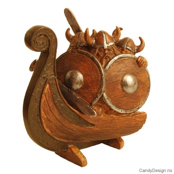 Vikinger om bord i skipsstavnen