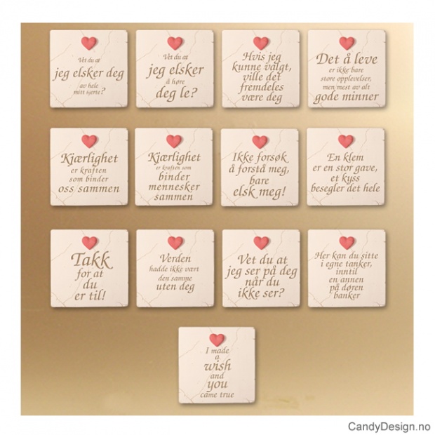 Magnetplater med rødt hjerte og tekst assortert