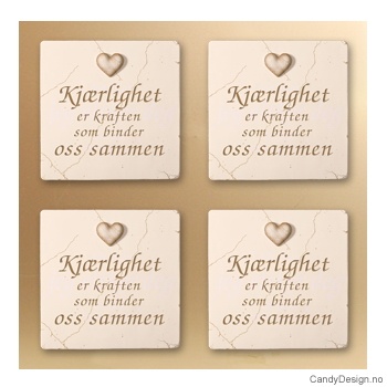 Magnetplate med hjerte og tekst - Kjærlighet er kraften som binder oss sammen